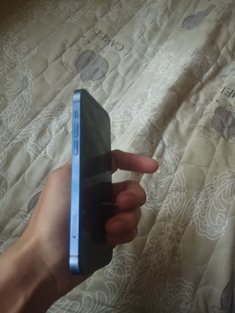 Iphone 12 128 GB 2.5 million