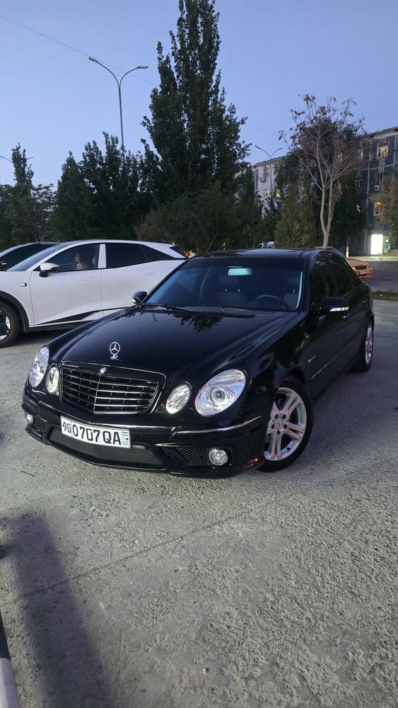 Mercedes benz W211 sotiladi