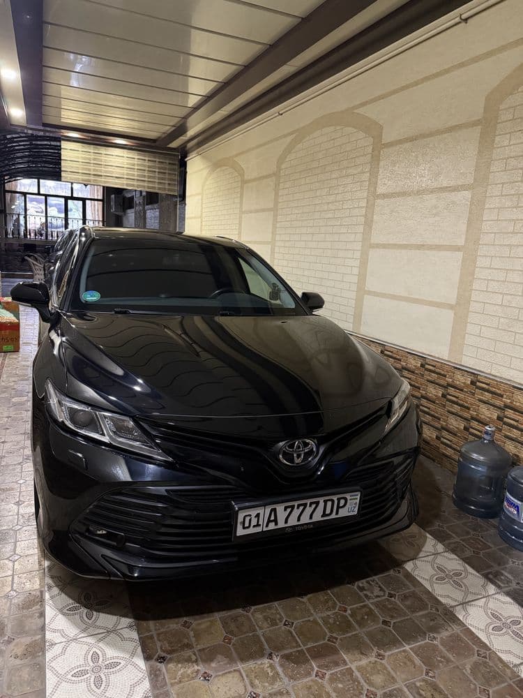 Toyota Camry 70 2.5L