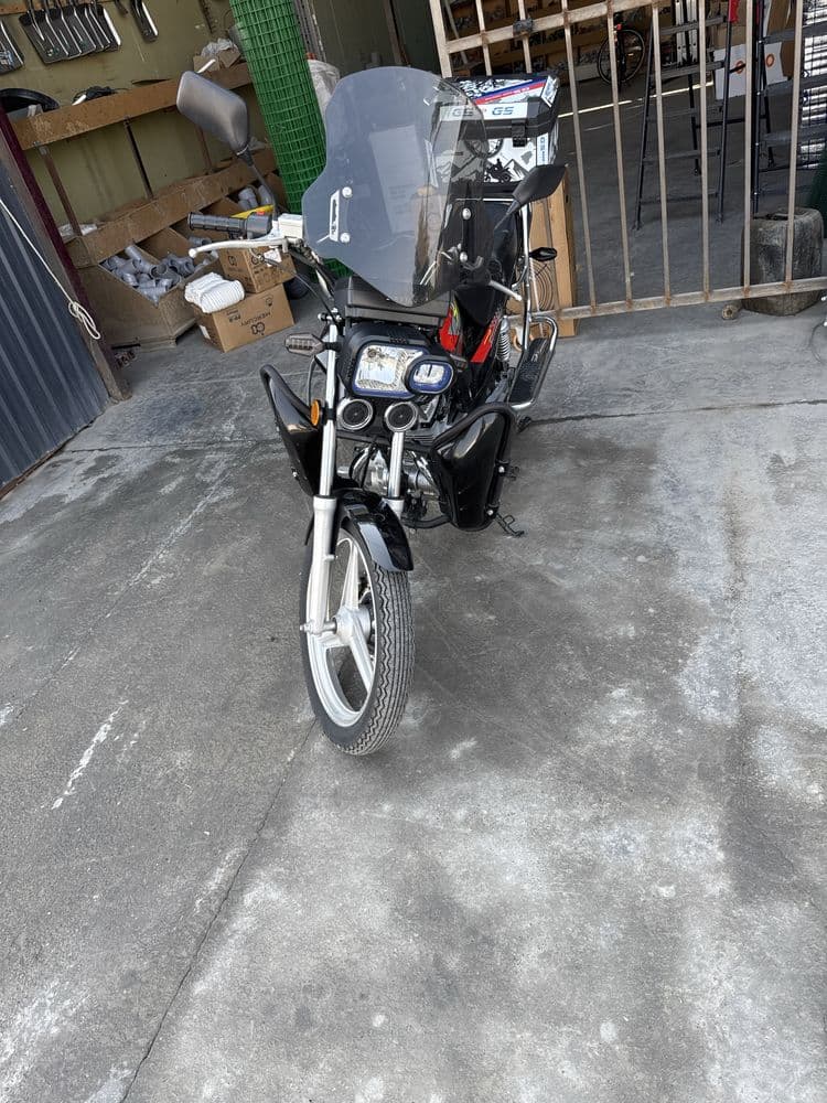 Mototsikl Dayun 150 Ideal holatda