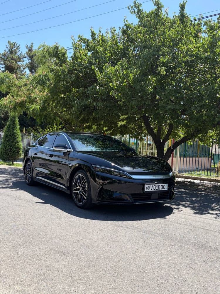 Byd Han 701km toza