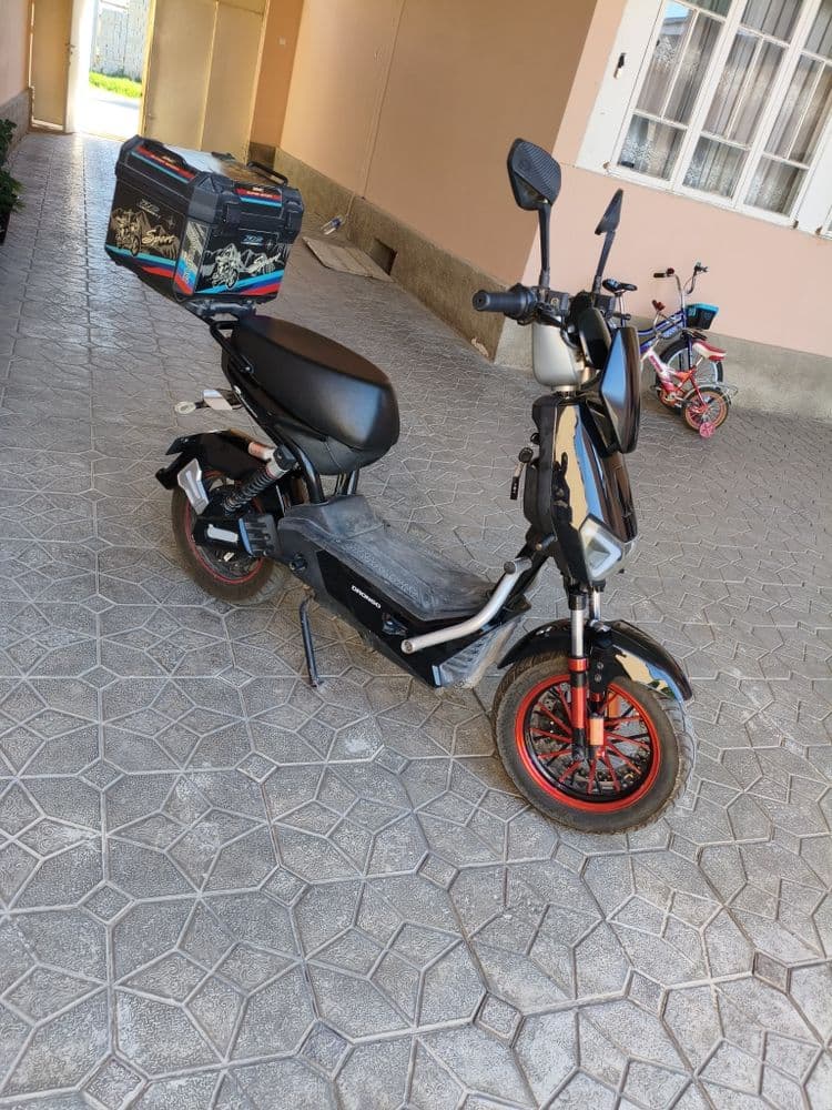 Skuter elektro tezlik 60 max