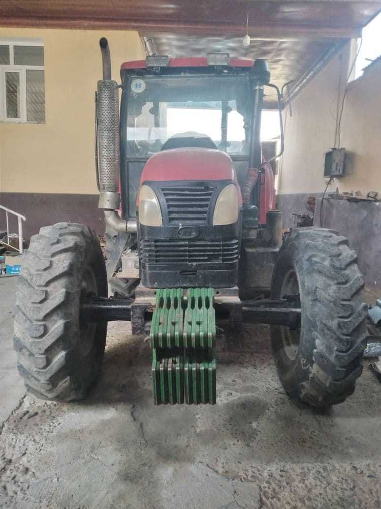 Yutong 1304 Traktor sotiladi