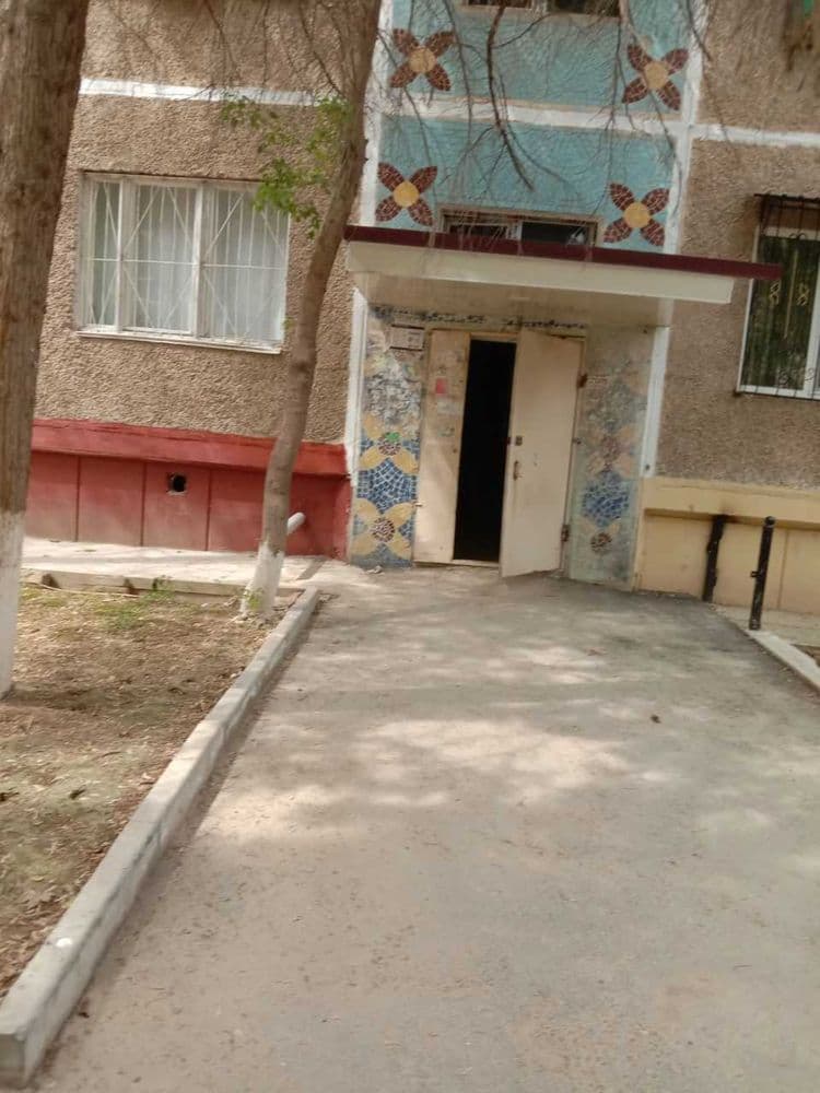 Юнусабад 13 квартал  1*2/3/4 сотилади