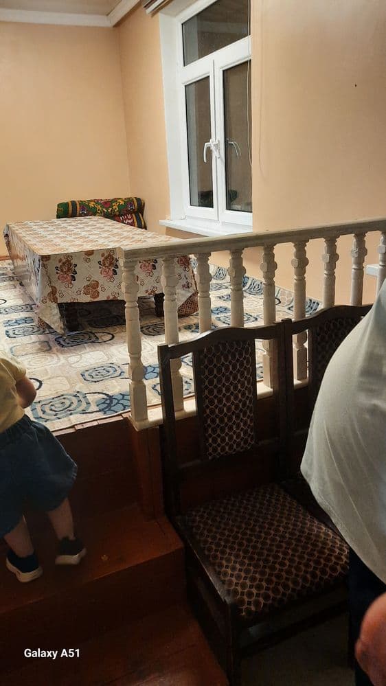 Ijaraga 3 ta qiz olinadi