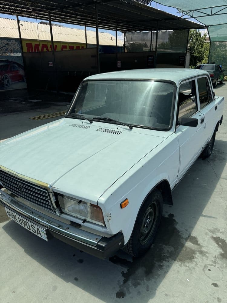 2107 lada 2009 radnoy