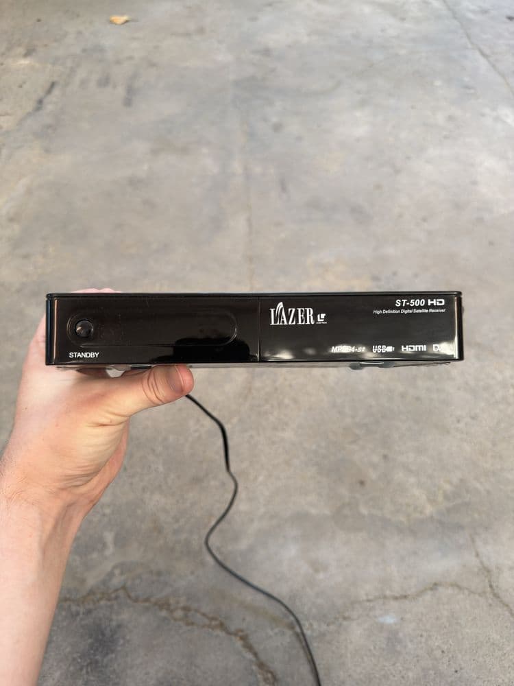 HD Спутниковый ресивер Lazer ST-500 HD
