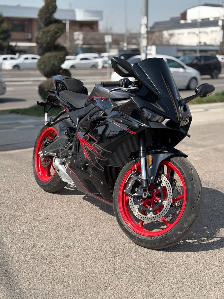 Продается Kove 450RR. Имеется рассрочка