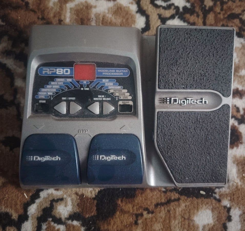 Digitech gitara va skripka uchun