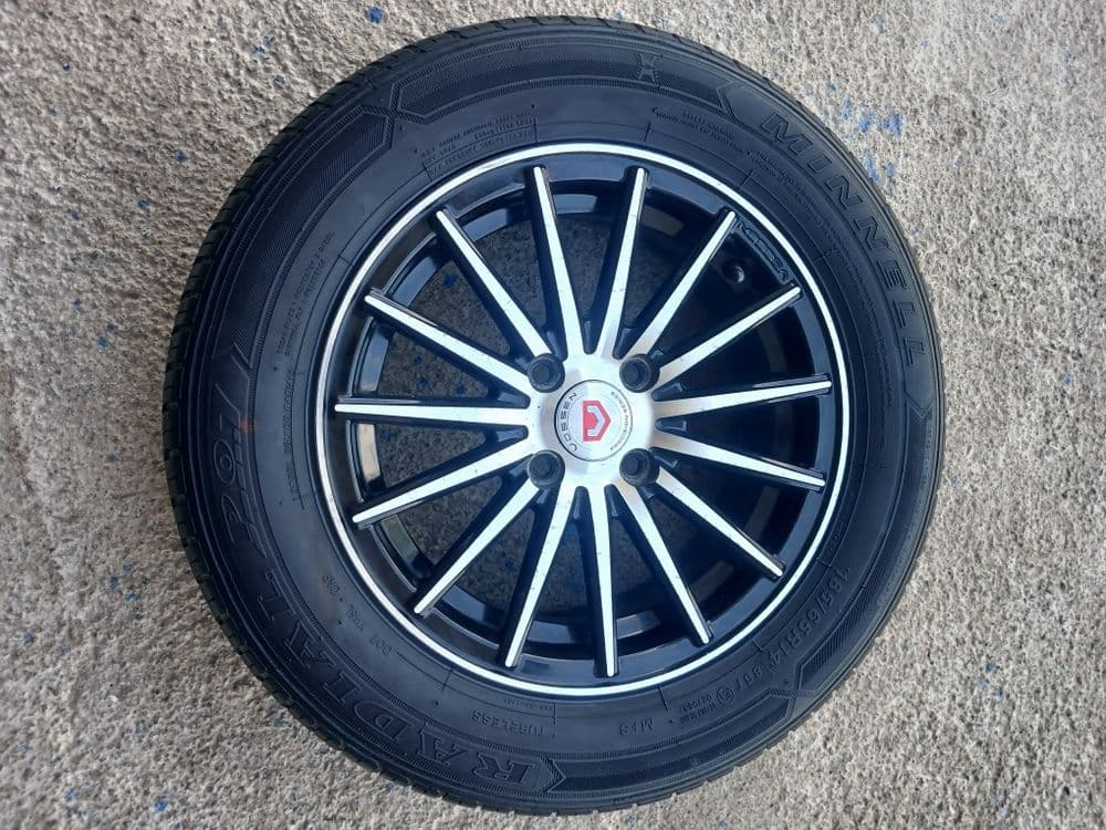 14 vossen saka diska balon