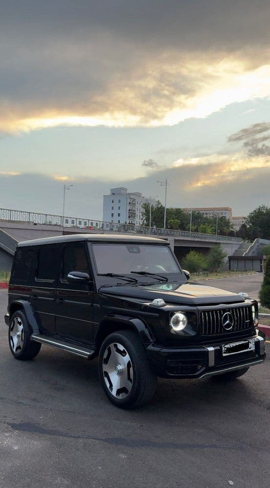 Mercedes g klase sotiladi