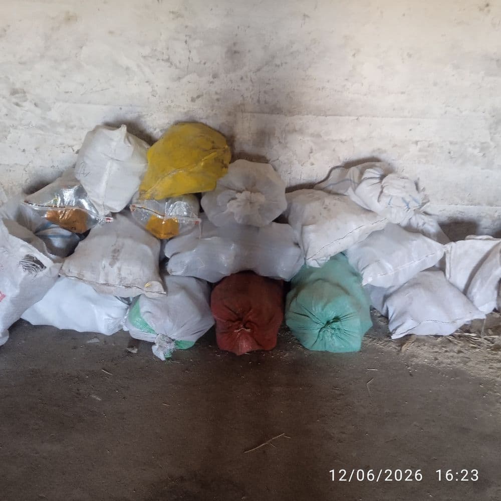 1l banka bilan 3l lik banka bor