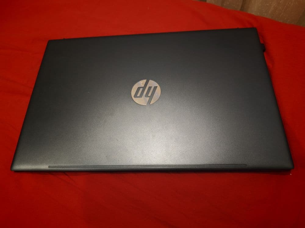 Noutbuk HP Pavilion