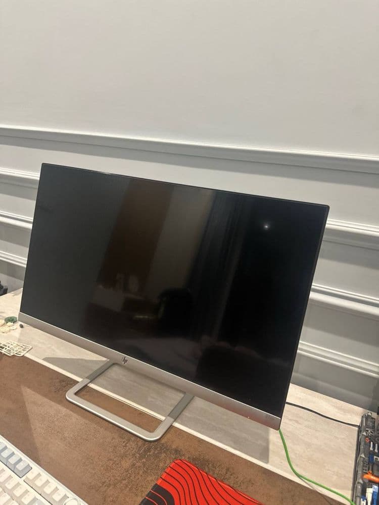Продается монитор Hp27ea