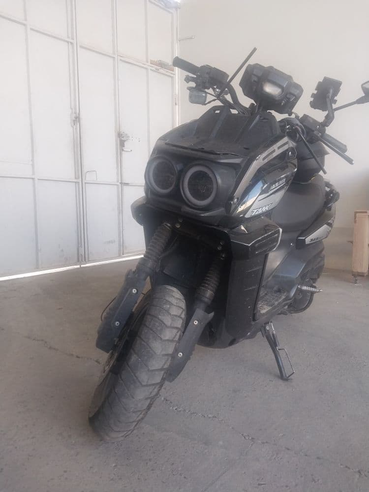 Tank skuter benzin