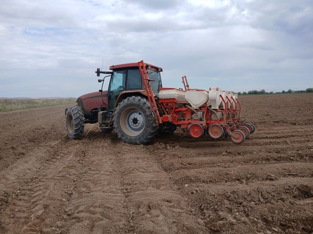 Agromaster qoʻshqator selka sotiladi