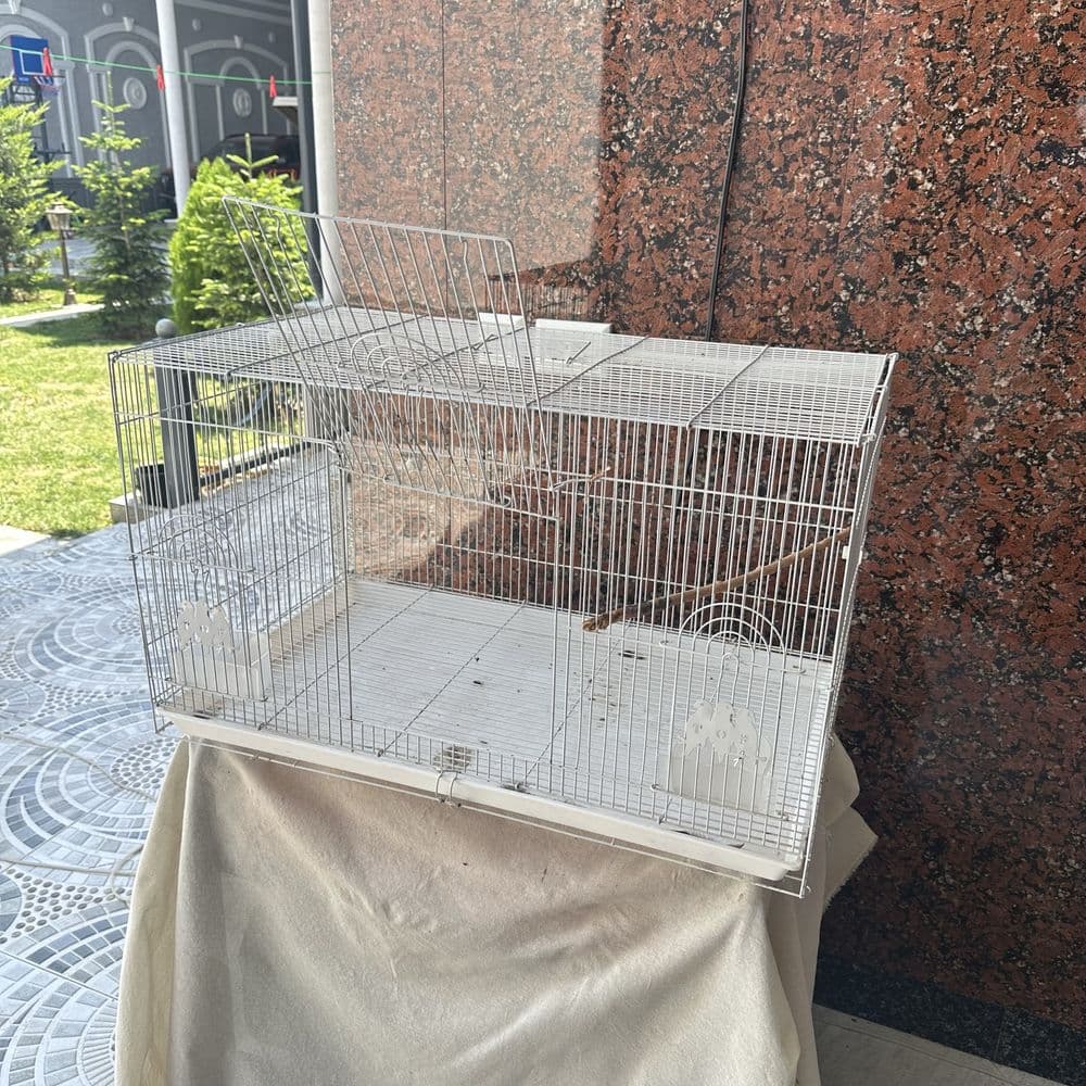 Продам клетку хорошию