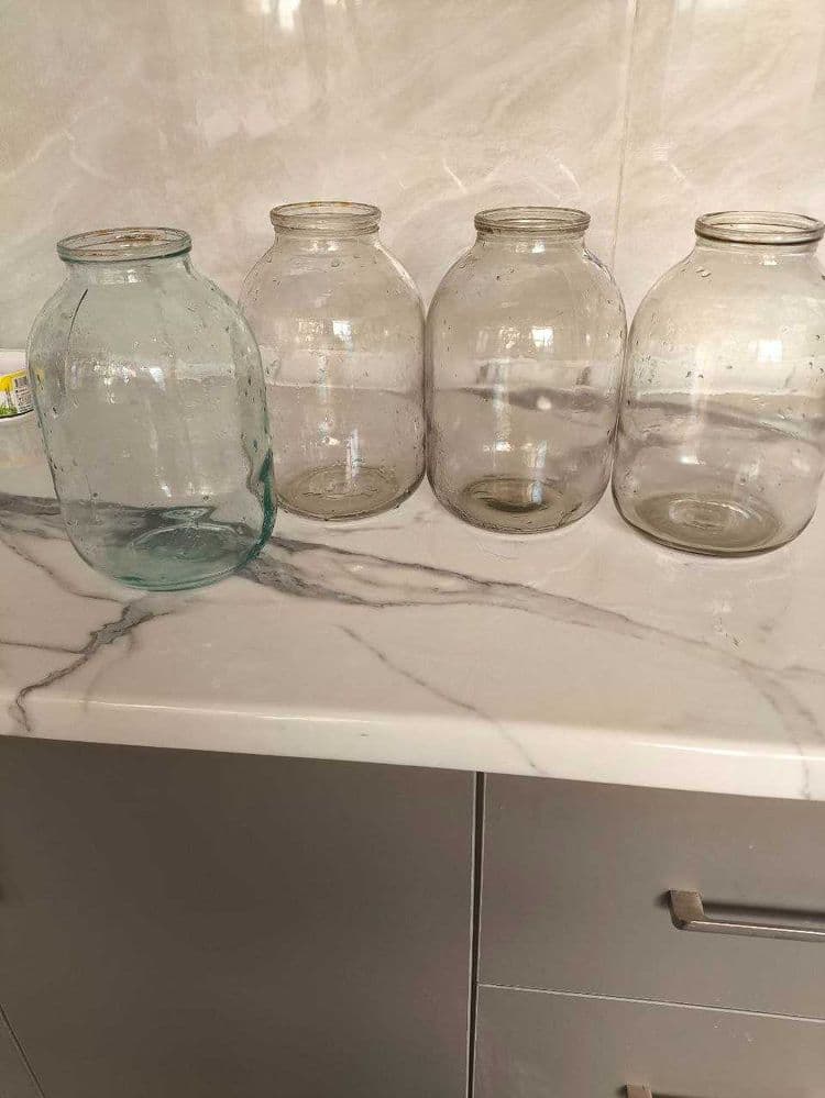 Продам банки 2 и 3х литровые. Bonka. Banka.