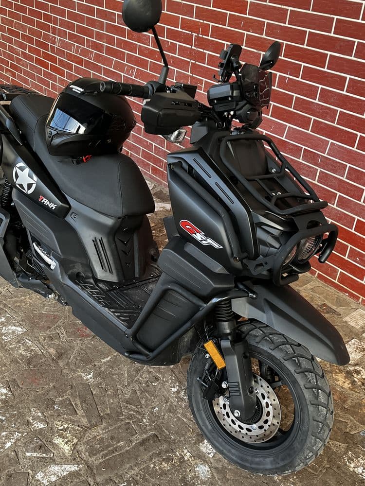 Scooter tank (GST)