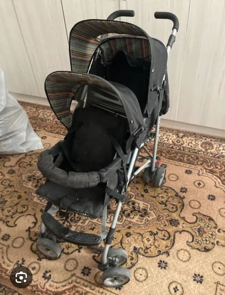Продам коляску для двойни