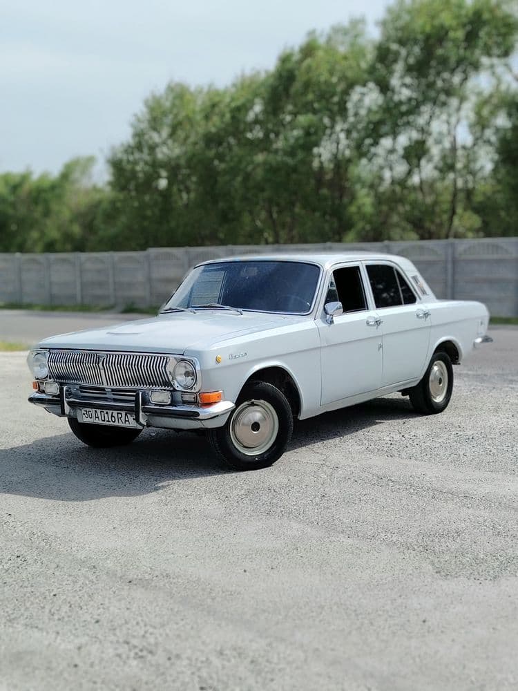 Волга 2401   ...