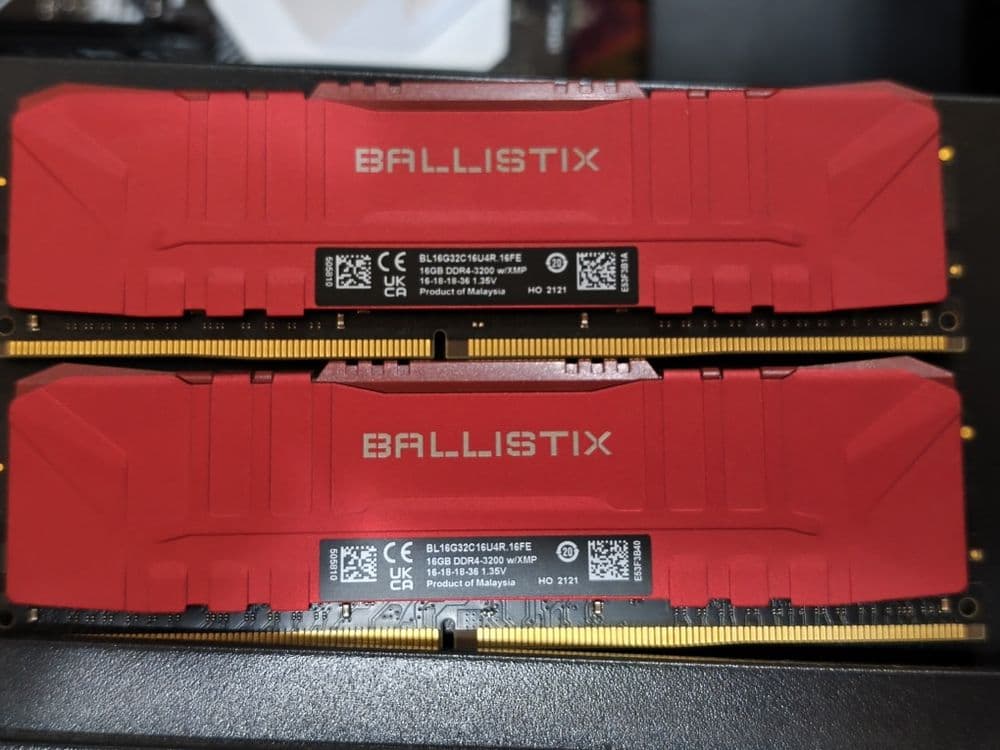 32Gb Ddr4 3200Mhz Balistix в отличном состоянии!
