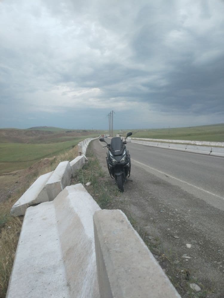 Moped sotiladi holati yaxshi