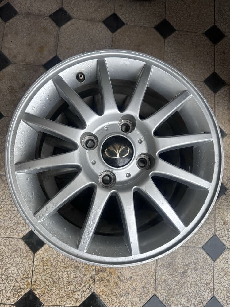 Daewoo Optra R15 диска сотилади