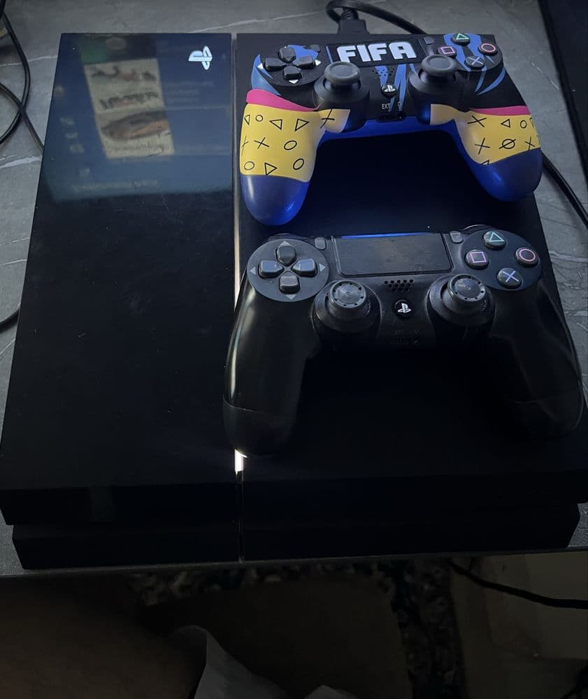 Playstation 4 oyinlari bilan