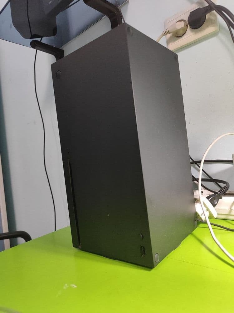 СРОЧНО .Xbox series X.