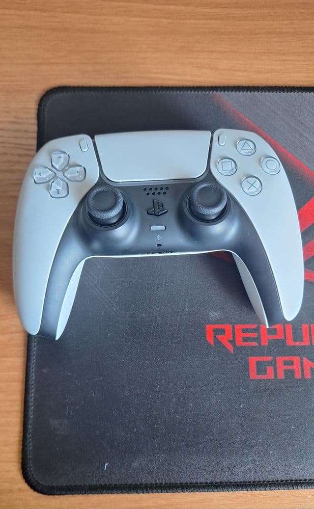 Playstation 5 Dualsense ps5 sotiladi