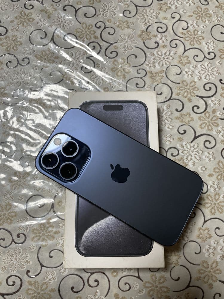 15 Pro blue colour