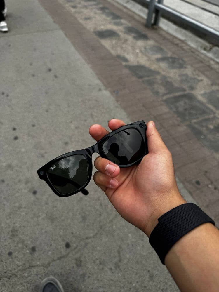 Ray ban stories