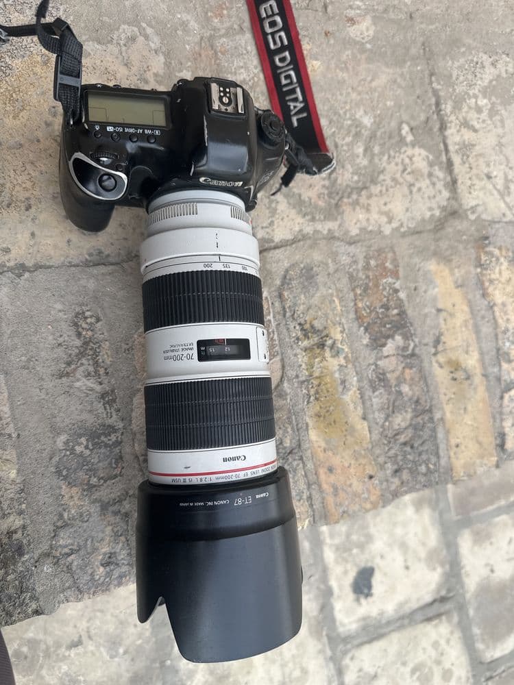 70 200 obektv. Canon
