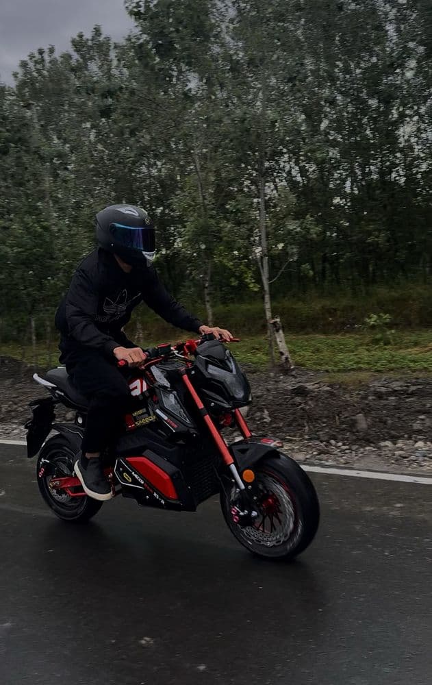 Moto Bayk 5000W idial