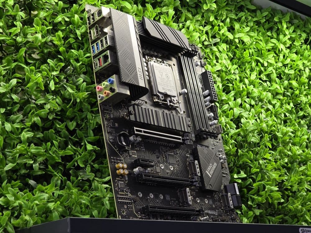 Материнская плата MSI Z690-A