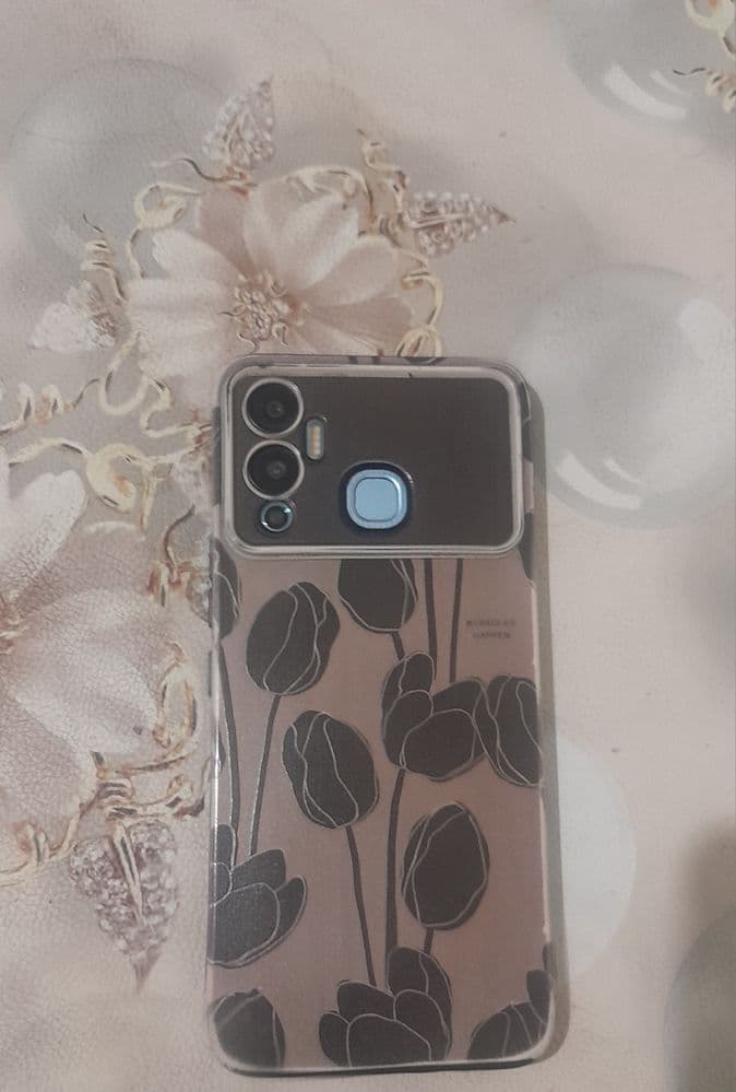 Infinix hot 12 play
