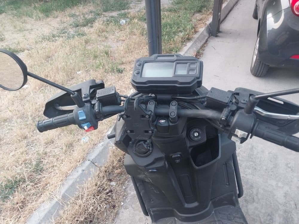 Skuter moto tank arenda