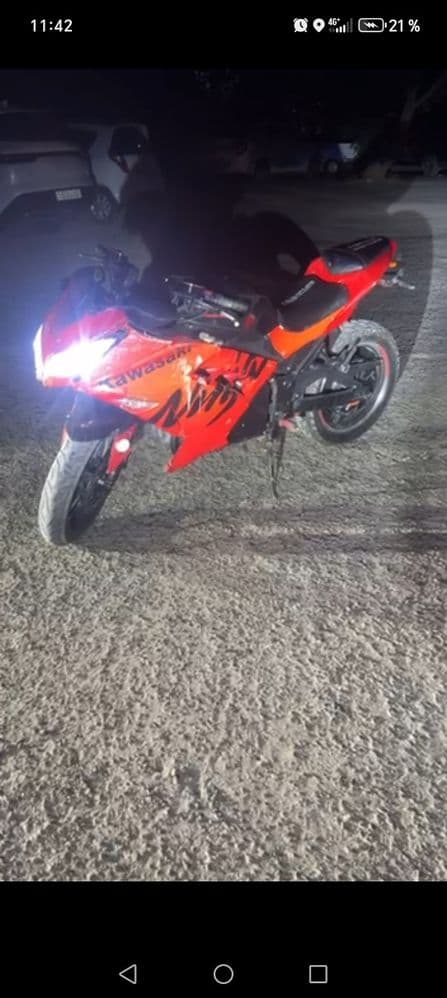 KAWASAKI electeo skuter bike