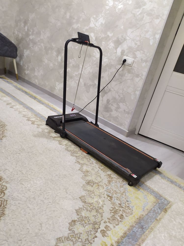 Продам электрическую беговую дорожку Genau Stride X. До 120 кг