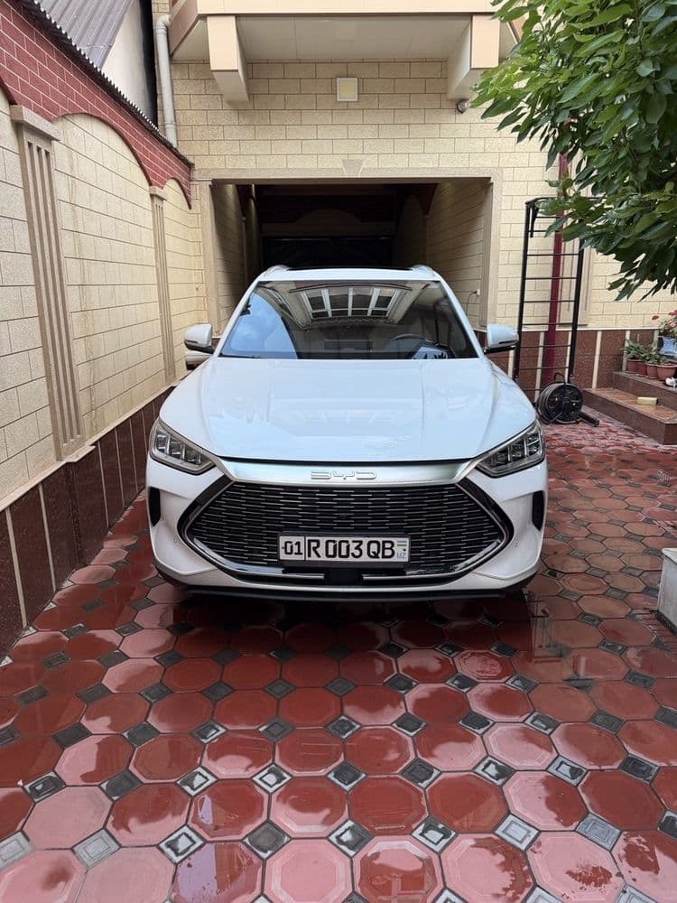 BYD Song plus DM-i 2-пазеция 2023 йил