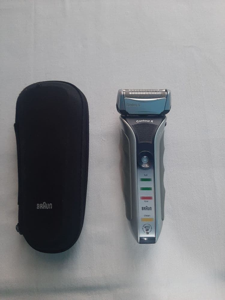 Продам электробритву BRAUN