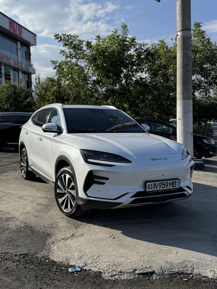 Byd champion 605 km 2023