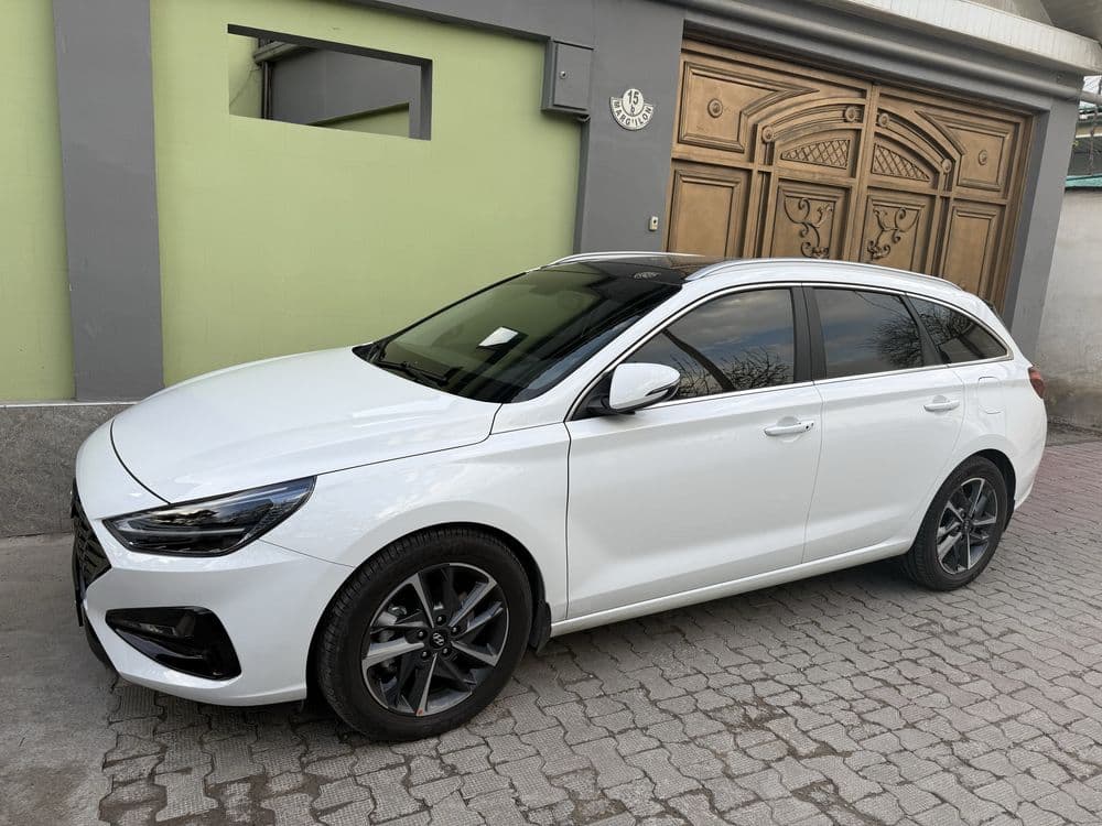 Hyundai i30 full 22/23