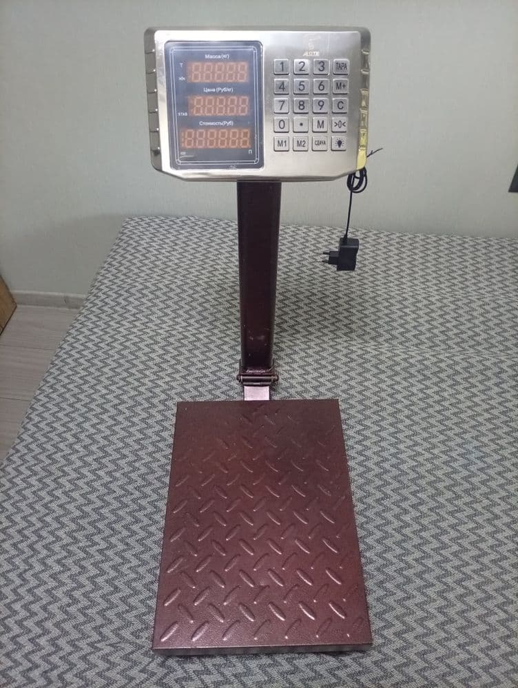 Продаются весы 200