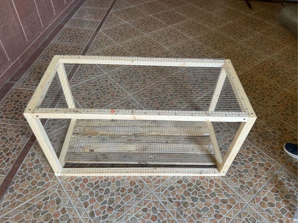 Qushlaga kafasla italiya bedanalaga kafasla yasab beriladi