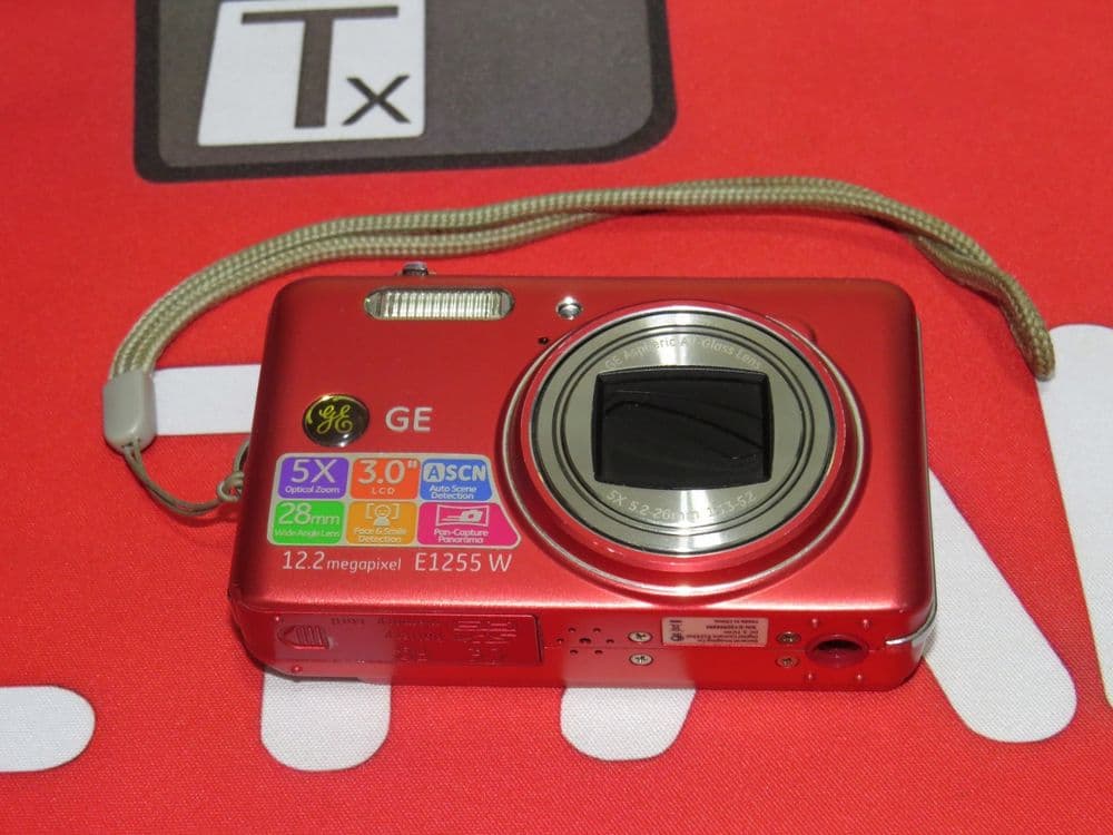 Цифровой фотоаппарат GE E1255W