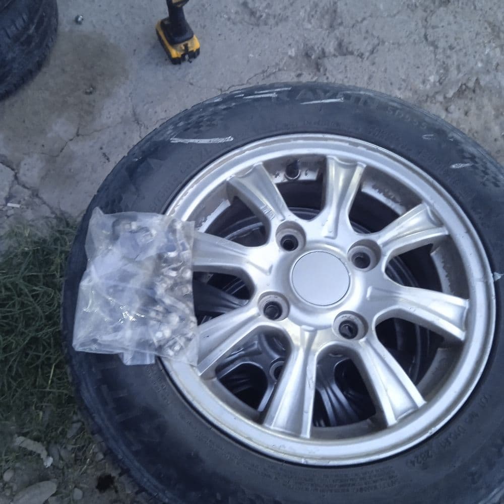 Matiz radnoy saka diska sotiladi 4 dona dona dona