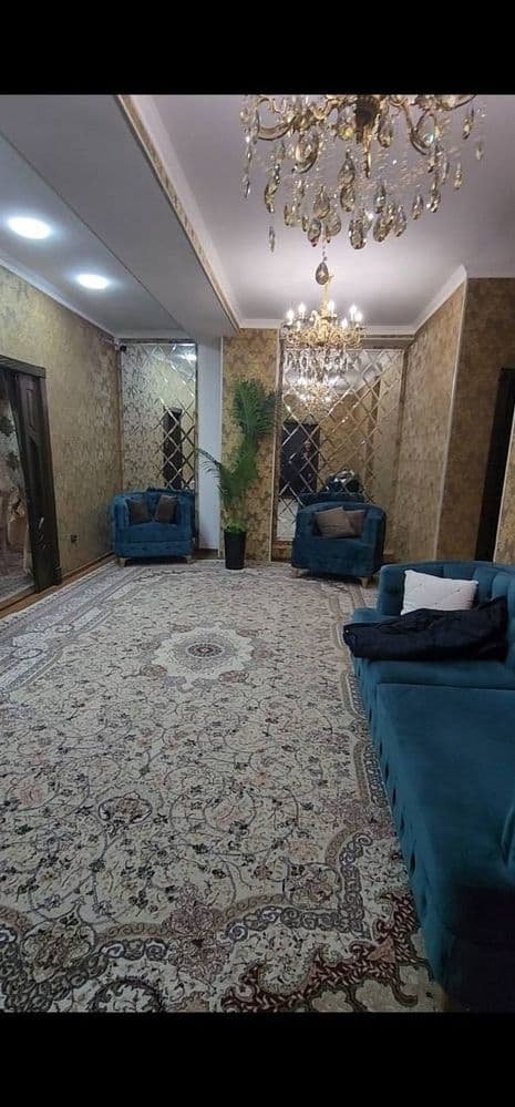 3ком Квартира,80 м2. Ор-р: Паркентский