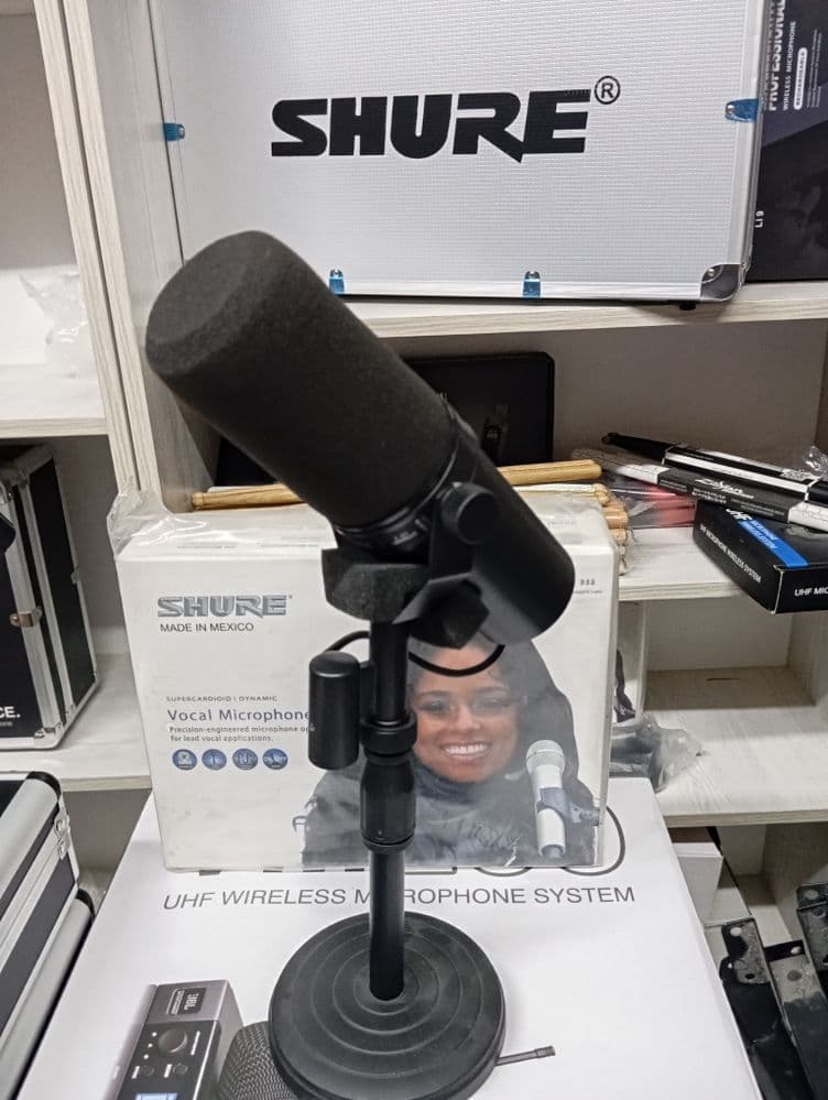 Микрофон продам  Shure